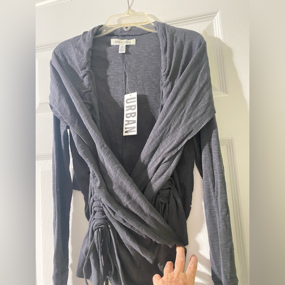 URBAN OUTFITTERS Zander Multi Wear. Size S Petite